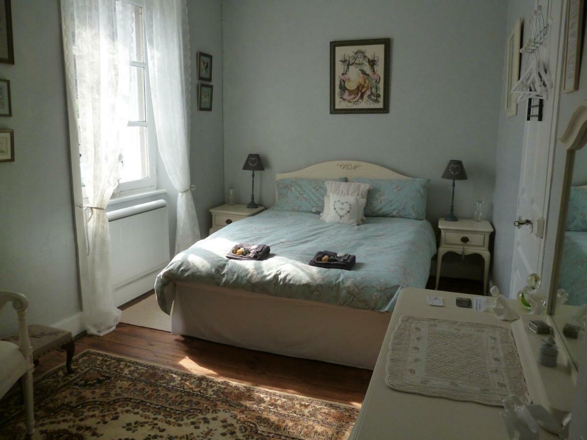 Bed and Breakfast L'Ancienne Maison Treignac Exterior foto